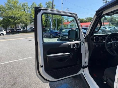Used 2023 Jeep Wrangler Unlimited Sport AWD/4WD image 24
