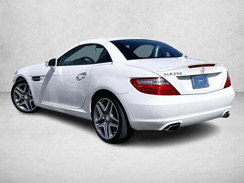 Used 2013 Mercedes-Benz SLK 250 image 12