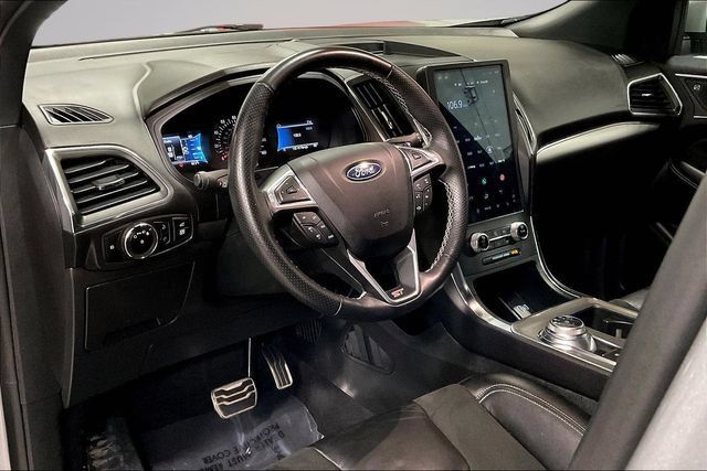 Used 2023 Ford Edge ST AWD/4WD image 14