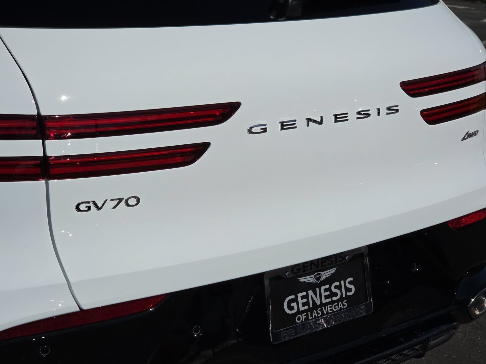 Certified 2026 Genesis GV70 2.5T Sport Prestige AWD/4WD image 11
