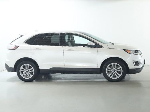 Used 2015 Ford Edge SEL w/ Equipment Group 201A AWD/4WD image 2