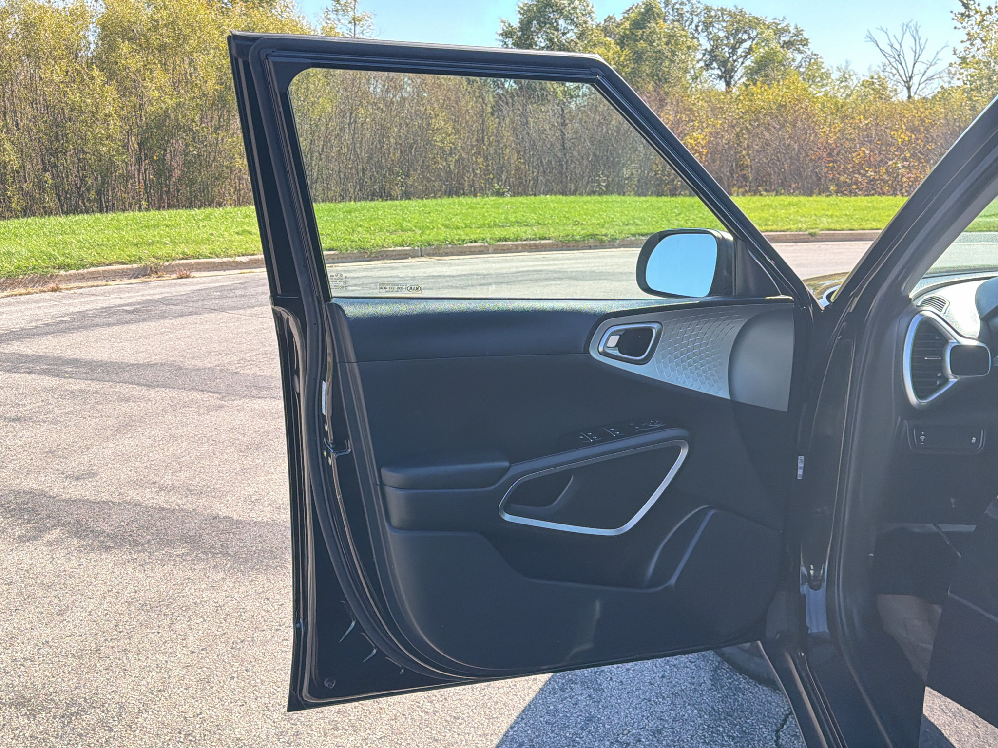 Used 2021 Kia Soul LX FWD image 10