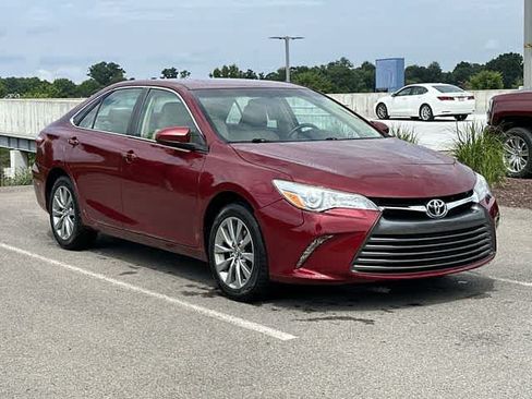 Used 2017 Toyota Camry XLE FWD image 20