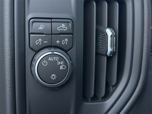 New 2026 Chevrolet Silverado 2500 Custom w/ Custom Value Package image 18