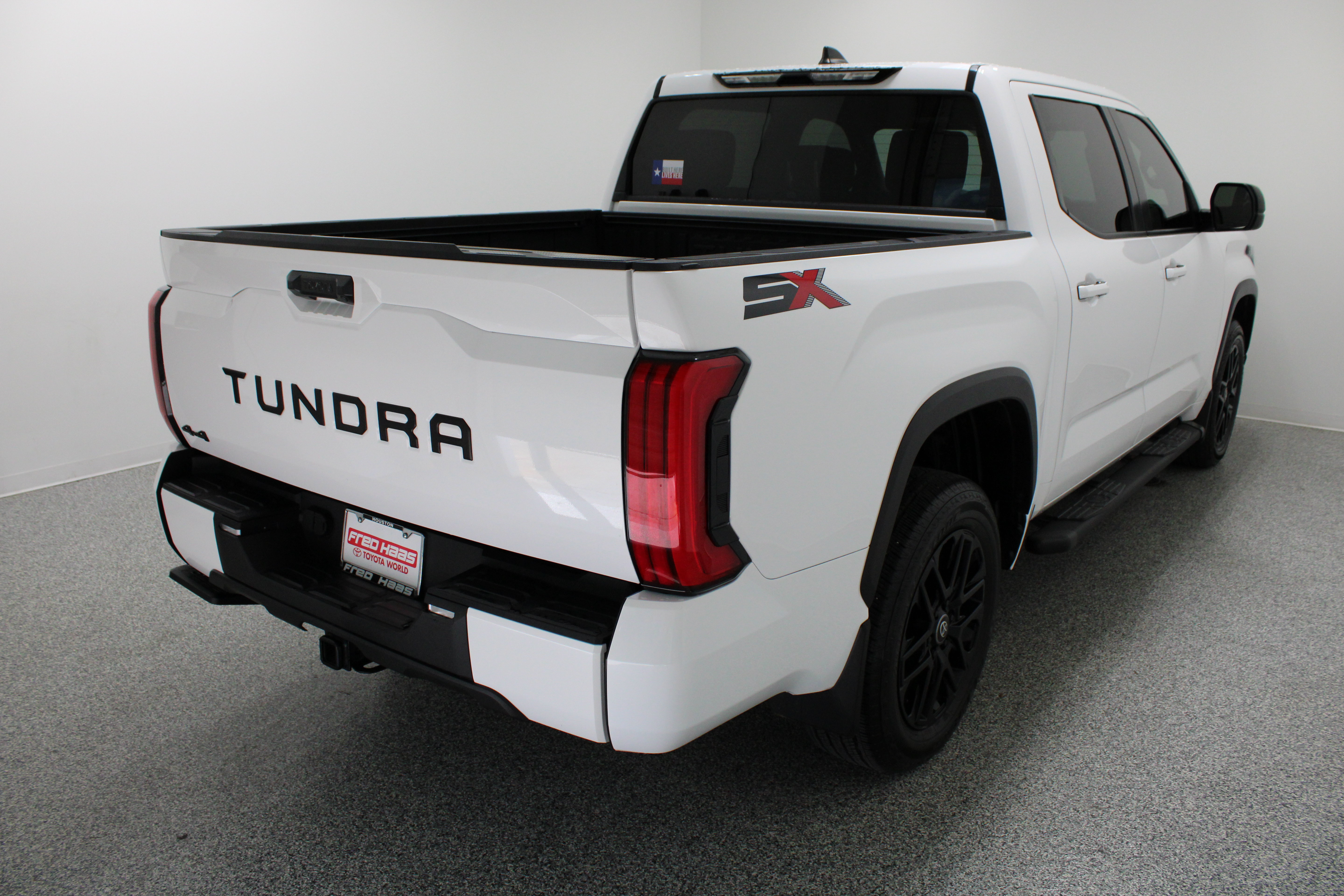 Used 2026 Toyota Tundra SR5 w/ SX Package AWD/4WD image 7
