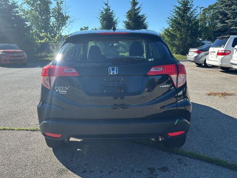Used 2018 Honda HR-V LX image 27