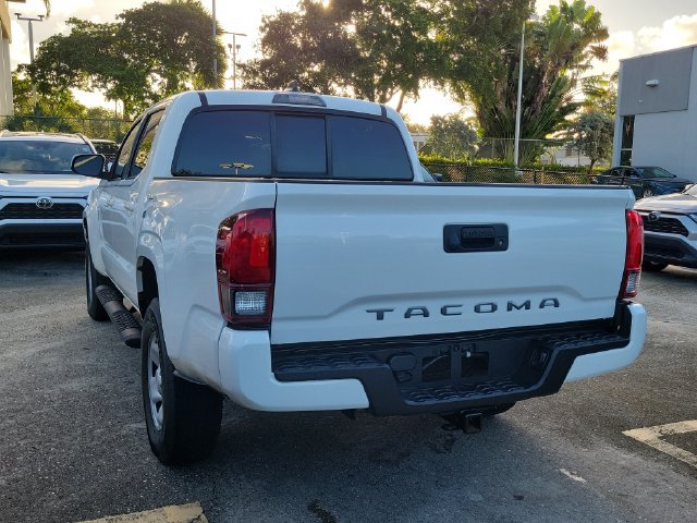 Used 2022 Toyota Tacoma SR w/ SR Convenience Package RWD image 3