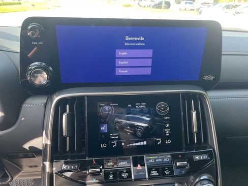 New 2026 Lexus LX 700h Overtrail AWD/4WD image 27