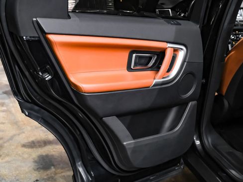 Used 2017 Land Rover Discovery Sport HSE Luxury image 41