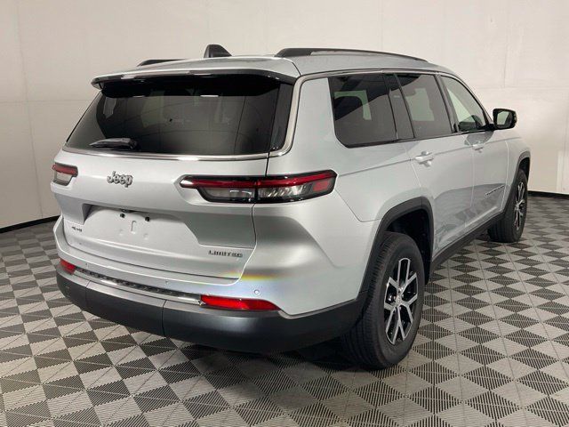 Used 2023 Jeep Grand Cherokee L Limited AWD/4WD image 9