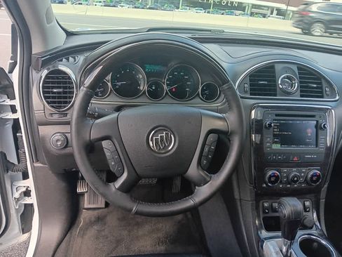 Used 2017 Buick Enclave Leather FWD image 12