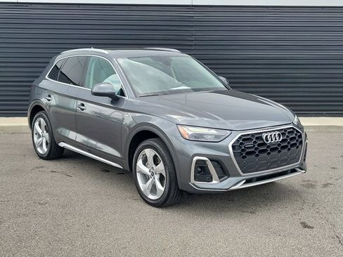 Used 2023 Audi Q5 2.0T Premium Plus image 2