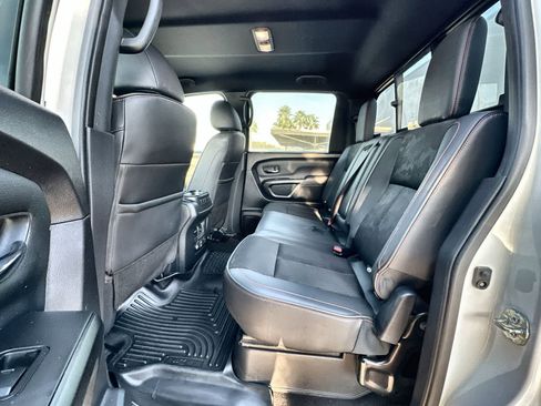 Used 2023 Nissan Titan PRO-4X image 13