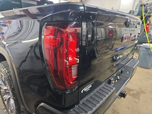 Used 2022 GMC Sierra 1500 Denali w/ Denali Reserve Package AWD/4WD image 31