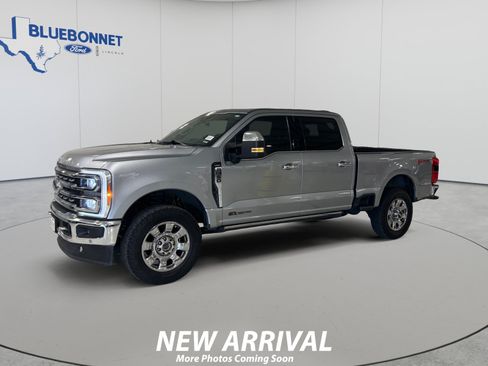 Used 2023 Ford F350 Lariat w/ Lariat Ultimate Package AWD/4WD image 1