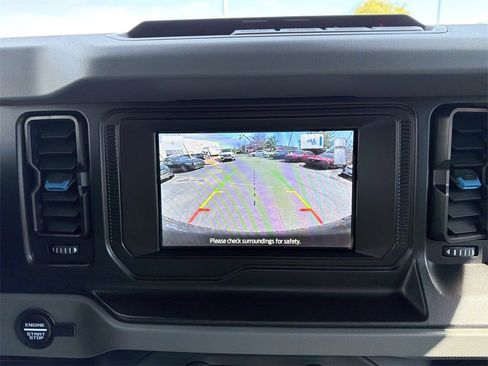 Used 2022 Ford Bronco Black Diamond image 24