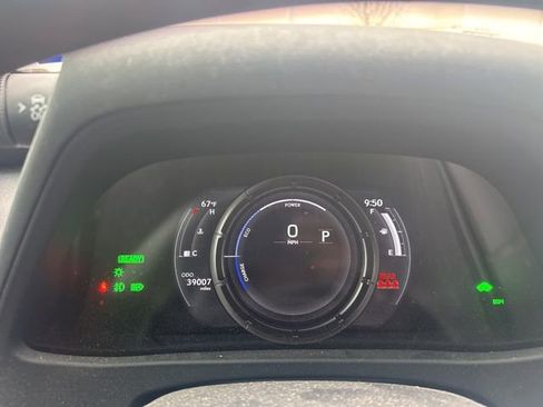 Used 2022 Lexus UX 250h F Sport w/ F Sport Premium Package image 17