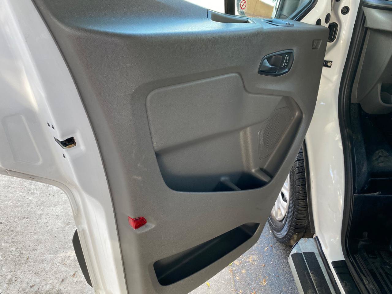 Used 2025 Ford Transit 250 Low Roof w/ Exterior Upgrade Package RWD image 20