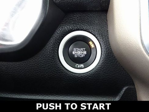 Used 2022 RAM 1500 Laramie image 9