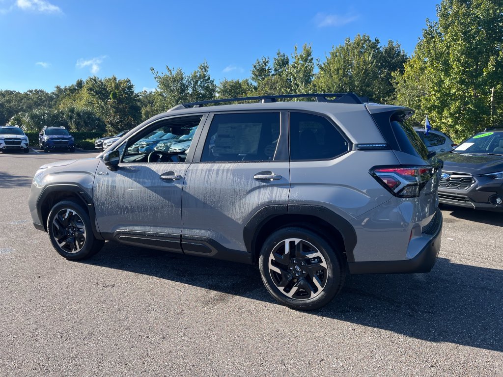 New 2026 Subaru Forester Touring AWD/4WD image 5