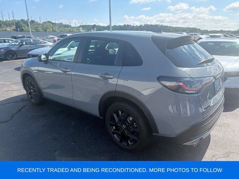 Used 2025 Honda HR-V Sport image 3