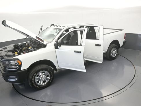 Used 2024 RAM 3500 Tradesman image 59