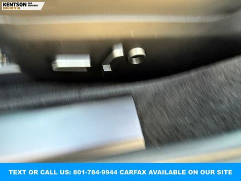 Used 2023 Tesla Model S image 32