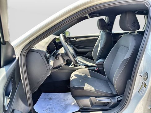 Used 2025 Volkswagen Jetta Sport FWD image 15