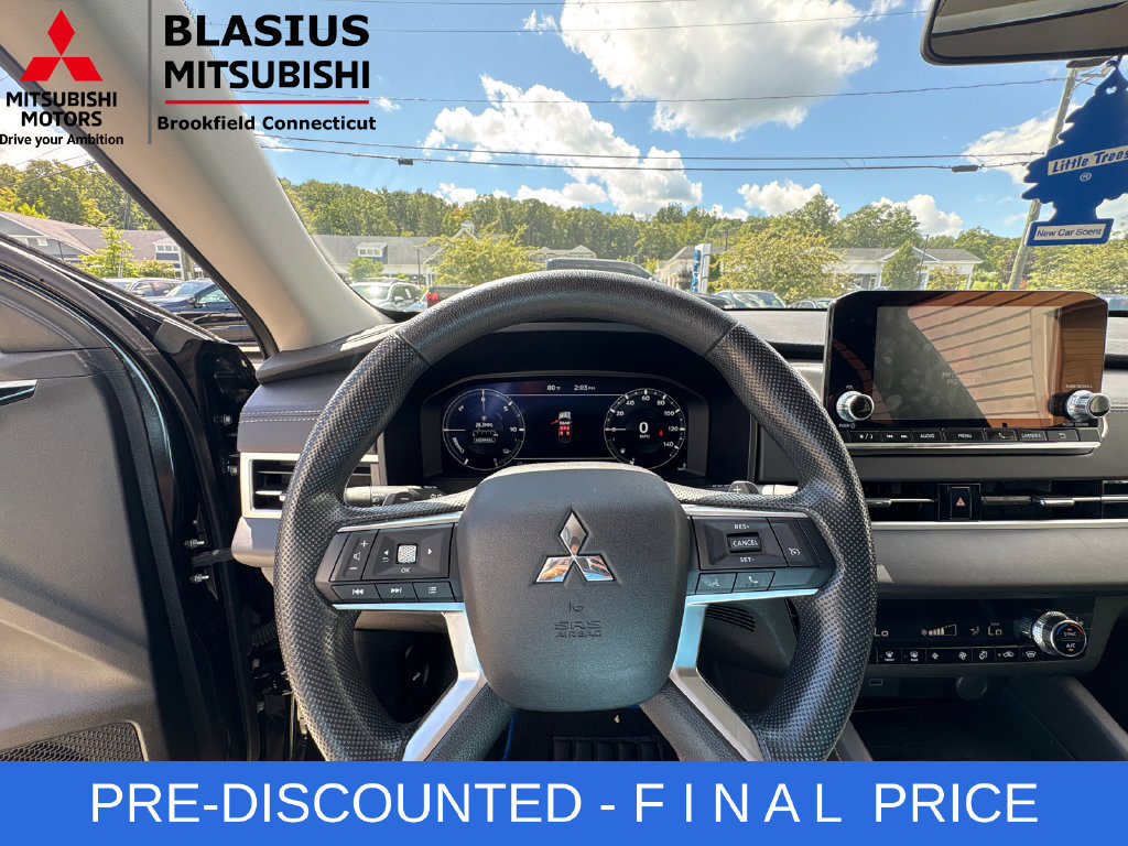 Used 2025 Mitsubishi Outlander ES AWD/4WD image 20