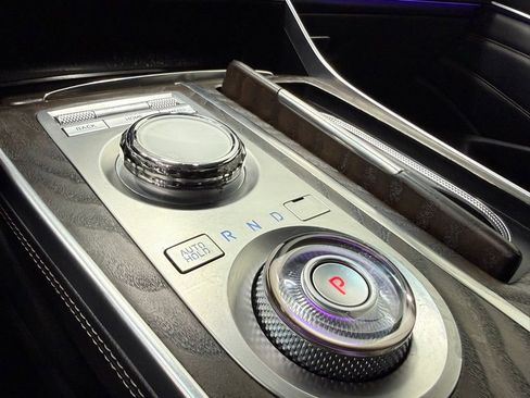 Used 2024 Genesis GV80 2.5T image 23