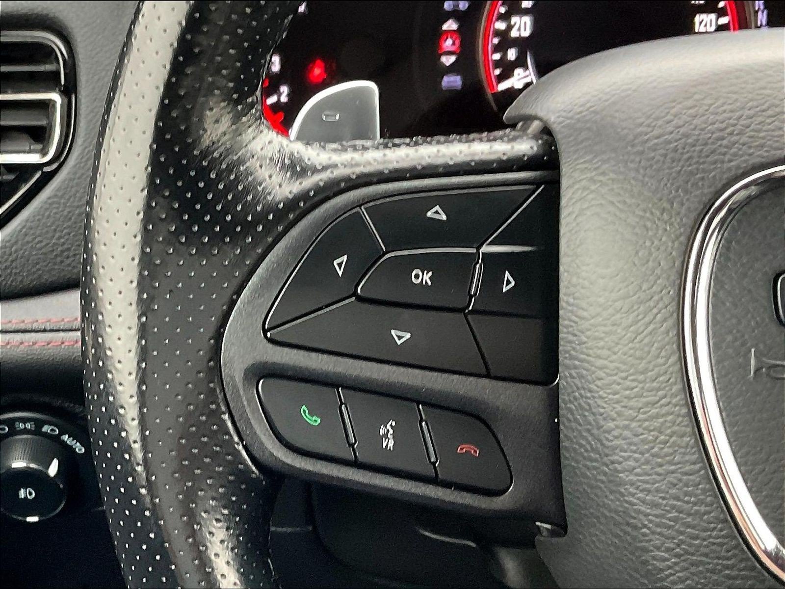 Used 2022 Dodge Durango R/T w/ Blacktop Package AWD/4WD image 13