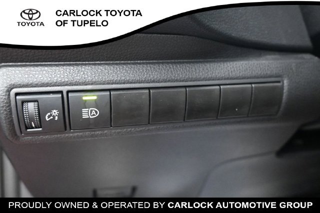 Used 2026 Toyota Corolla SE w/ SE Package FWD image 22