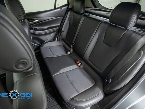 Used 2023 Buick Encore GX Preferred w/ Cold Weather Comfort Package AWD/4WD image 31