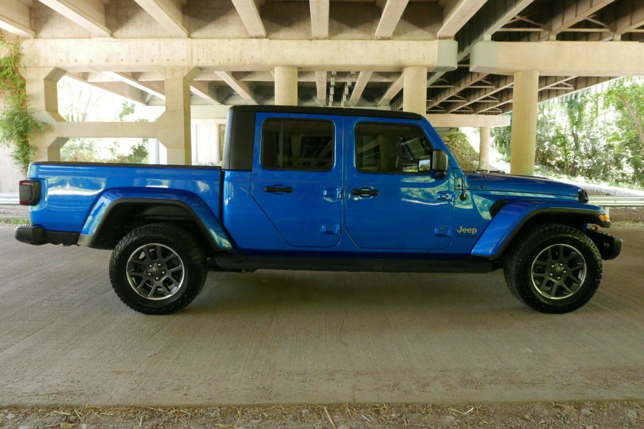 Used 2020 Jeep Gladiator Overland AWD/4WD image 35