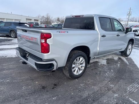 Used 2022 Chevrolet Silverado 1500 Custom image 11