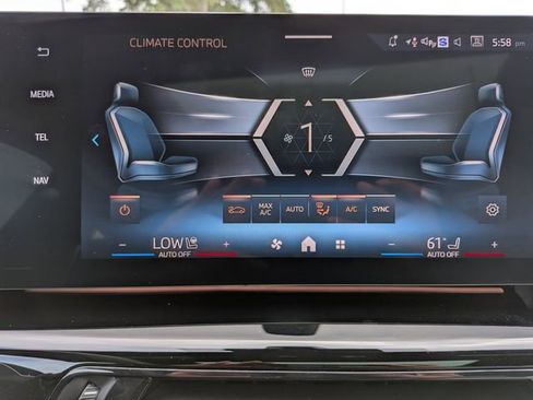 Used 2026 BMW X2 xDrive28i w/ Convenience Package AWD/4WD image 23