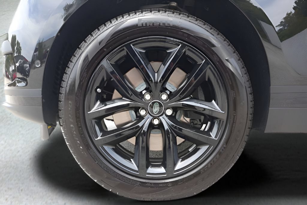 New 2026 Land Rover Range Rover Velar S AWD/4WD image 28