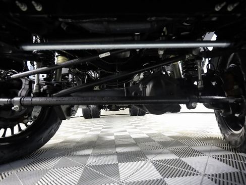 Used 2025 Ford F450 Platinum w/ FX4 Off-Road Package image 63