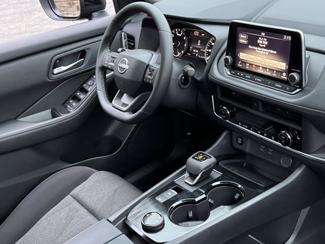 New 2026 Nissan Rogue SV w/ Cold Weather Package AWD/4WD image 8