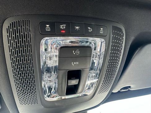 Used 2021 Mercedes-Benz GLB 250 image 21