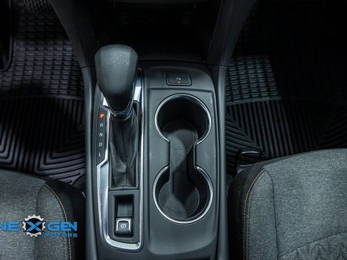 Used 2024 Chevrolet Equinox LT image 19