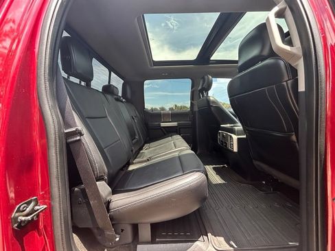 Used 2017 Ford F250 Lariat w/ Lariat Ultimate Package AWD/4WD image 33