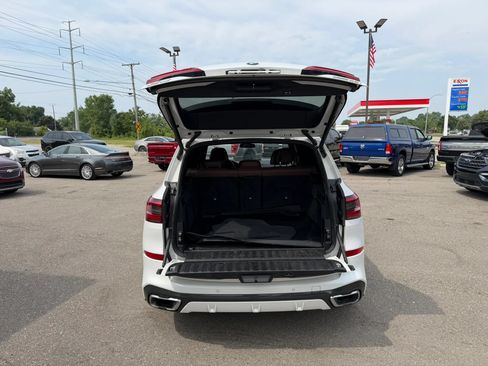 Used 2020 BMW X5 xDrive40i w/ M Sport Package AWD/4WD image 15