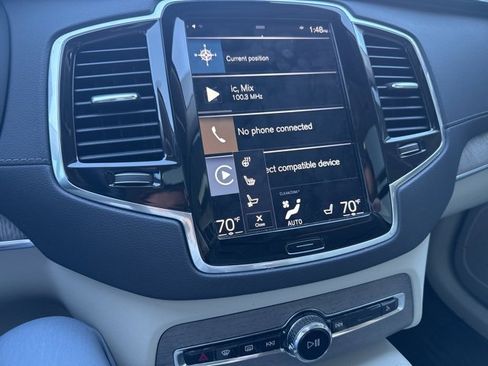 Certified 2022 Volvo XC90 T6 Inscription w/ Lounge Package image 6