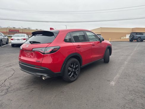 Certified 2025 Honda HR-V Sport image 34
