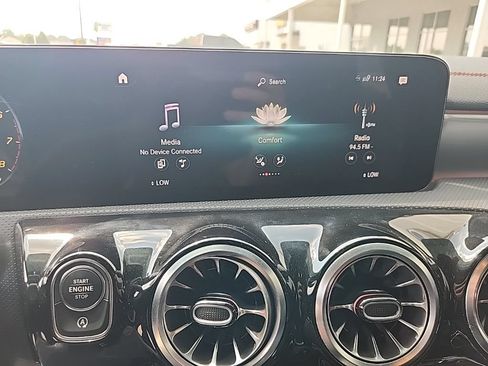 Used 2023 Mercedes-Benz CLA 250 4MATIC image 23