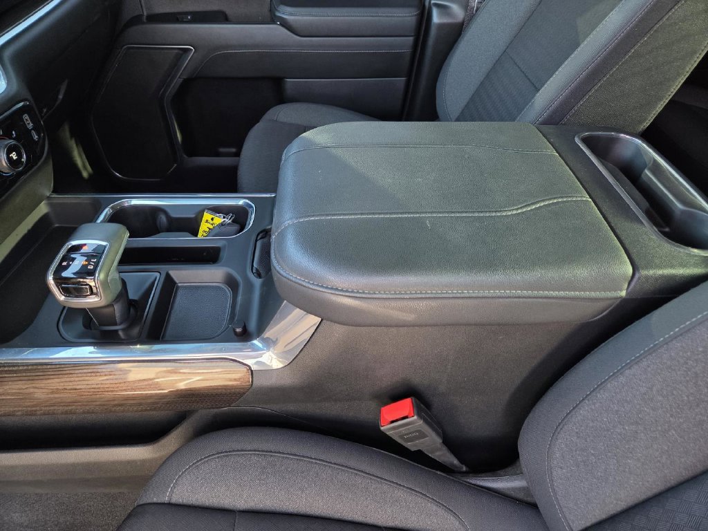 Used 2025 Chevrolet Silverado 1500 RST AWD/4WD image 34