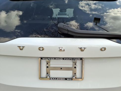 Used 2025 Volvo XC90 T8 Ultra w/ Protection Package Premier image 30