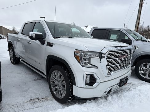 Used 2022 GMC Sierra 1500 Denali w/ Denali Premium Package image 2