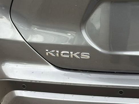 New 2025 Nissan Kicks Play S image 12